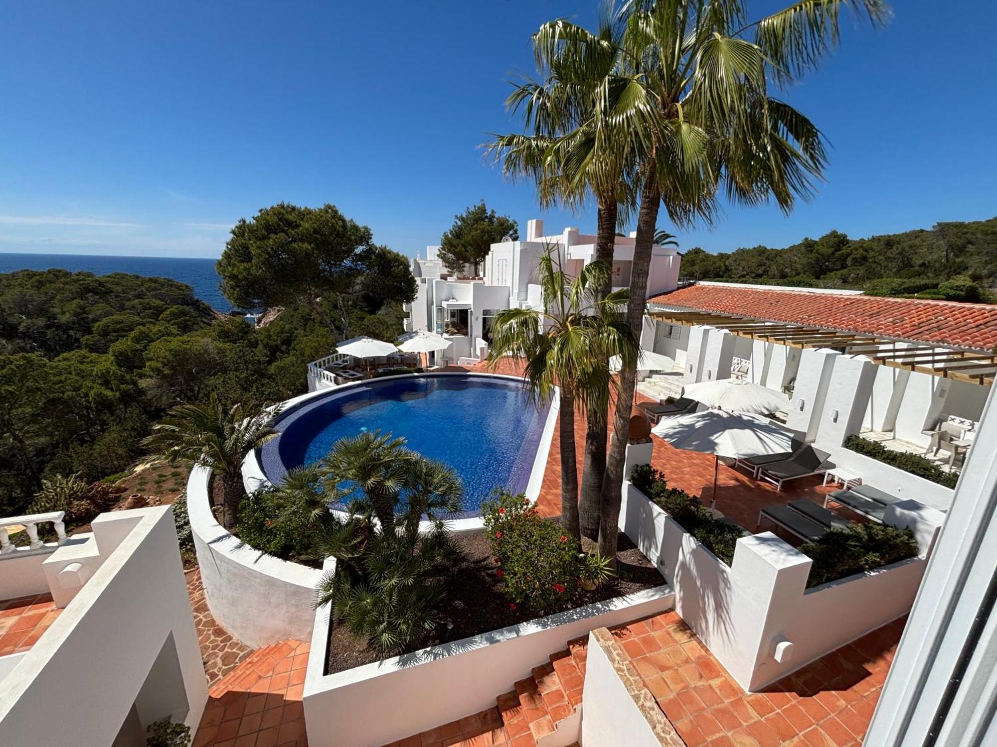 Hotel Village Cala Vadella  Exteriör bild